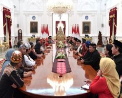 PRESIDEN UNDANG SENIMAN DAN BUDAYA
