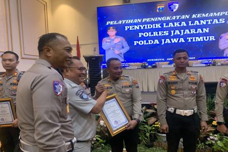 Polres Pelabuhan Tanjungperak 