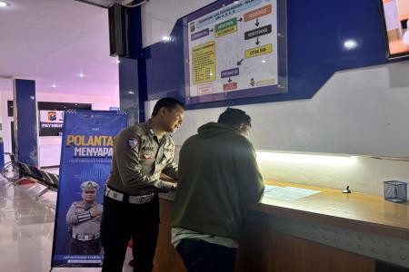 POLANTAS MENYAPA, SATLANTAS POLRES