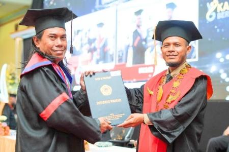 SETETES ILMU AKAN JADI BEKAL MORAL