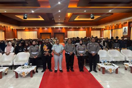 Satlantas Polres Sumenep Gelar Police Goes To Campus di Uniba Tingkatk